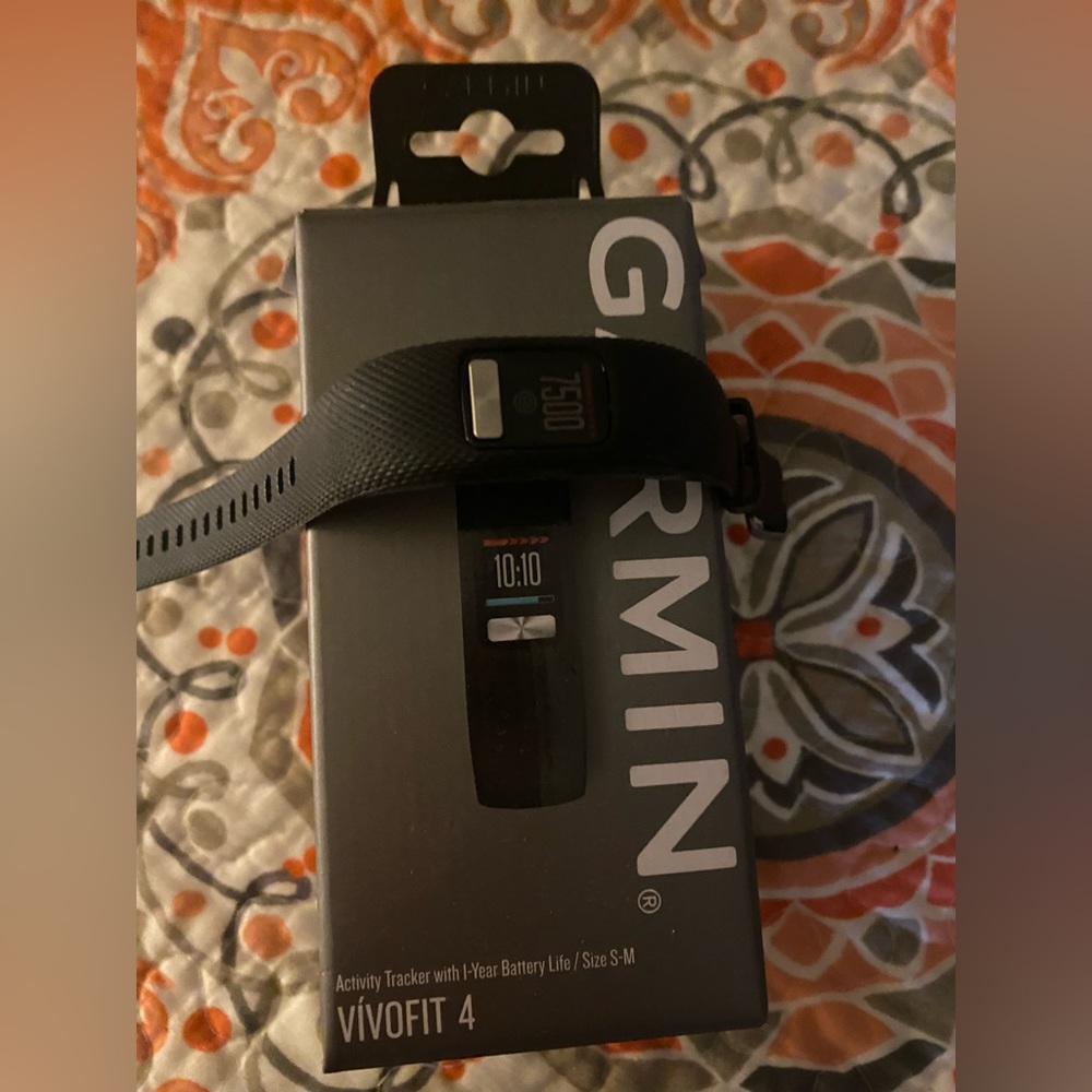 Garmin Vivofit 4